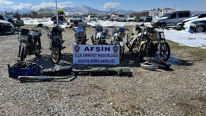 Motosiklet hırsızları yakalandı