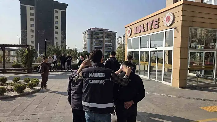 6 bin 300 captagon ele geçirildi