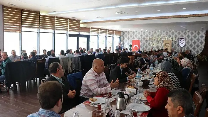 -Kalkan: 'Memurlara bin TL bayram ikramiyesi verilmeli'
