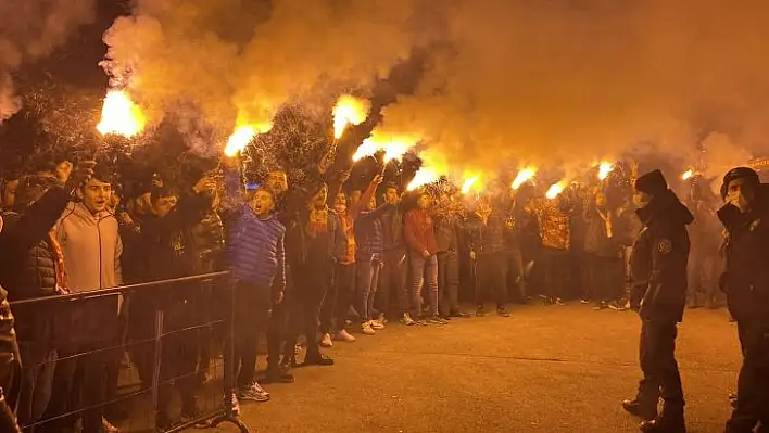 Kapalı Kale Kayserispor'u bağrına bastı