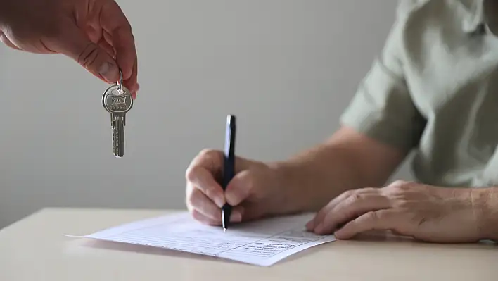 Kapora dolandırıcılığına dikkat! Evi görmeden para göndermeyin