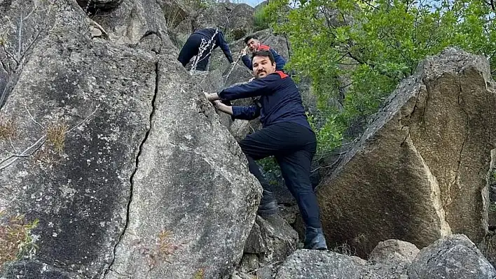 17 saattir haber alınamıyor! Havadan ve karadan aranıyor