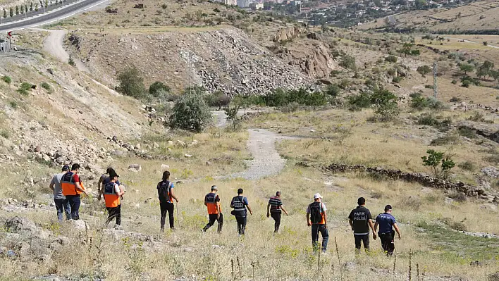 Kayıp genci arama çalışmaları sürüyor