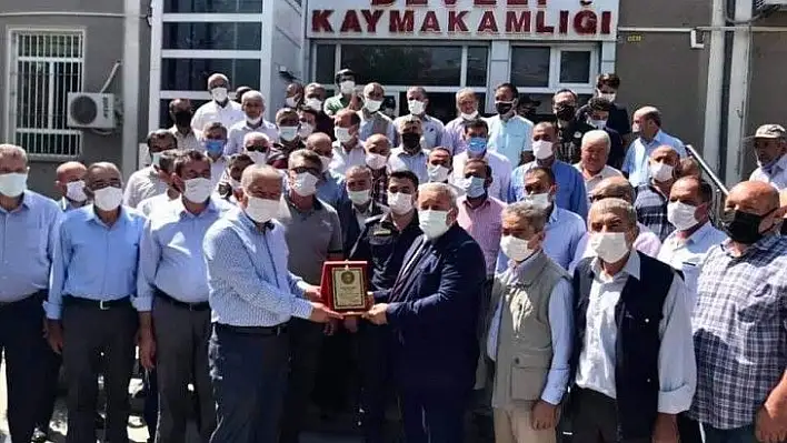 Kaymakam Duru, muhtarlarla vedalaştı