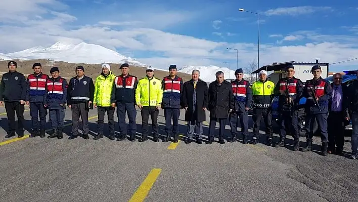 Kaymakam Duru, '2020'nin trafik kurallarına uyulan bir yıl olmasını diliyorum'
