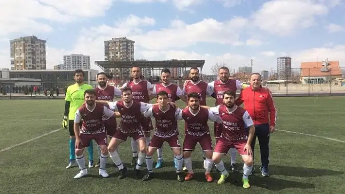 Kayseri 1. Amatör Küme B Grubu: Kıranardıspor: 2 - Yeni Esenspor: 1