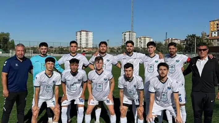 Kayseri amatöründe kardeşler rakip oldu!