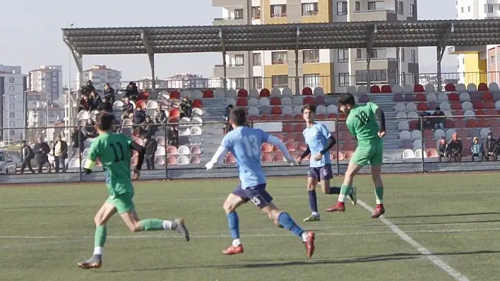 Anadolu Yıldızları U 19 - Demirspor U 19: 1-1 