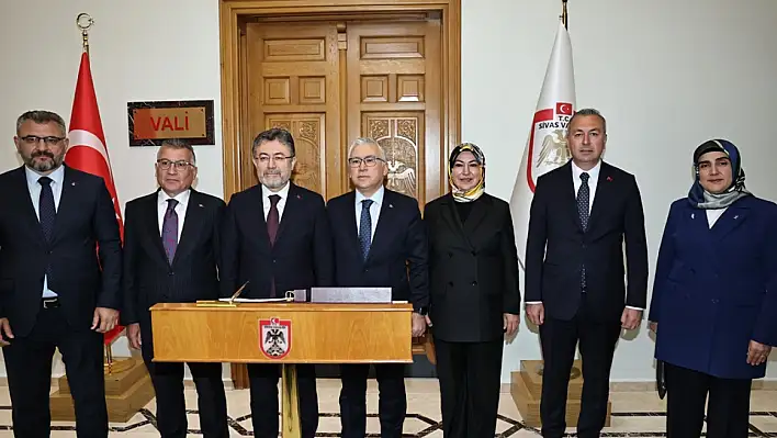Kayseri Bölge Müdürü Sivas'ta Bakan'a eşlik etti