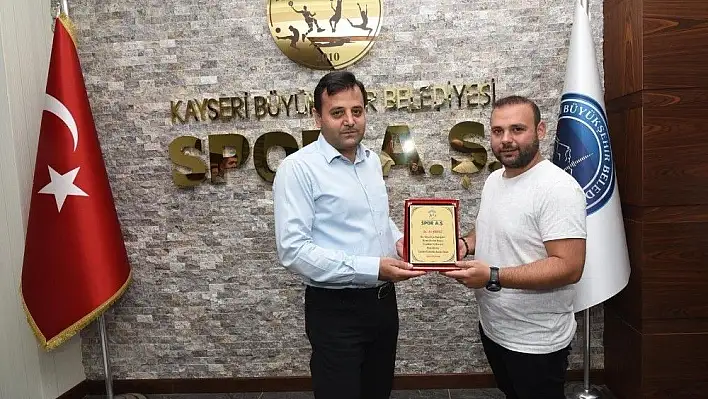 Kayseri Büyükşehir Belediyesi Spor A.Ş., 'Tüm gazilerimize şükranlarımızı sunarız'
