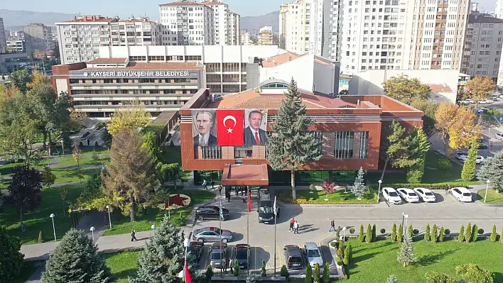 Kayseri Büyükşehir'den akademiye destek