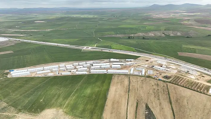 Kayseri'de 11 yıldır bekleniyordu! Ulaşımda üzen haber, açılışı bu kez de 2031'e ertelendi! Bakan bu işe ne diyecek?