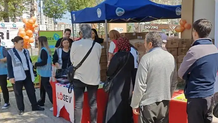 Kayseri'de 250 aileye et dağıtıldı