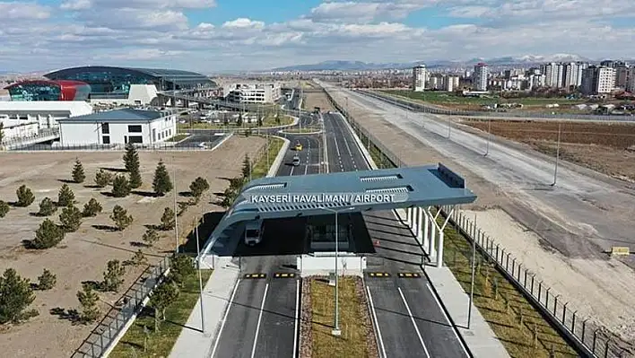 Kayseri'de 293 bin 448 kişi uçarak geçmiş