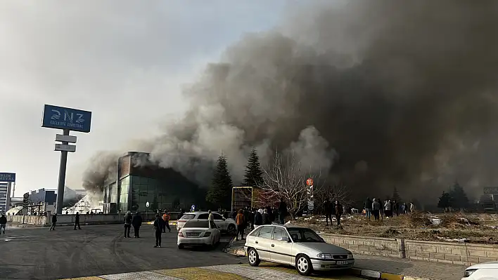 Kayseri'de 3 kişinin öldüğü fabrika yangınının görüntüleri ortaya çıktı