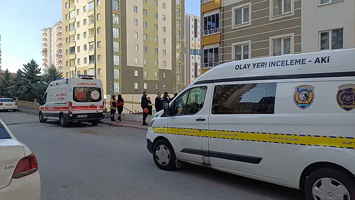 Kayseri'de acı olay: 8. kattan düştü