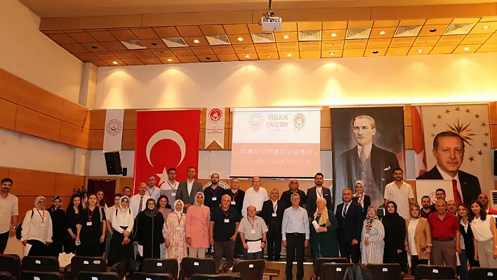Kayseri'de ailenin çınarları konuşuldu