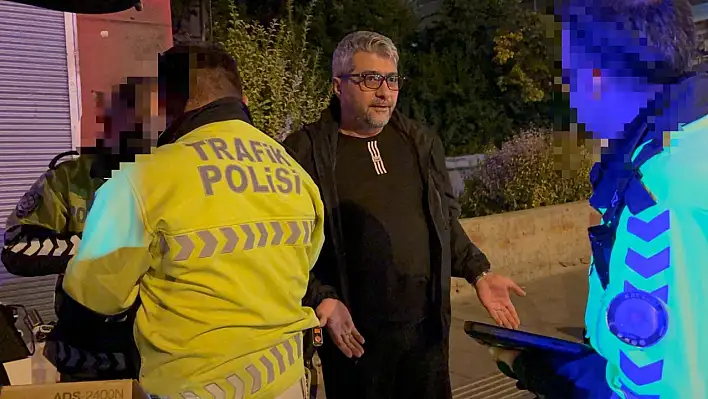 Kayseri'de alkollü araç kullanan sürücü polisleri suçladı! Ehliyetine iki yıl el konuldu