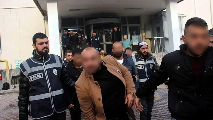 Kayseri'de 120 polisle operasyon, 32 gözaltı..