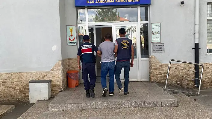 Kayseri'de aranan şüpheli jandarmadan kaçamadı