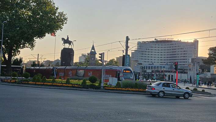 Kayseri'de Başkan geleneği bozmadı! Tramvay bugün ücretsiz olacak