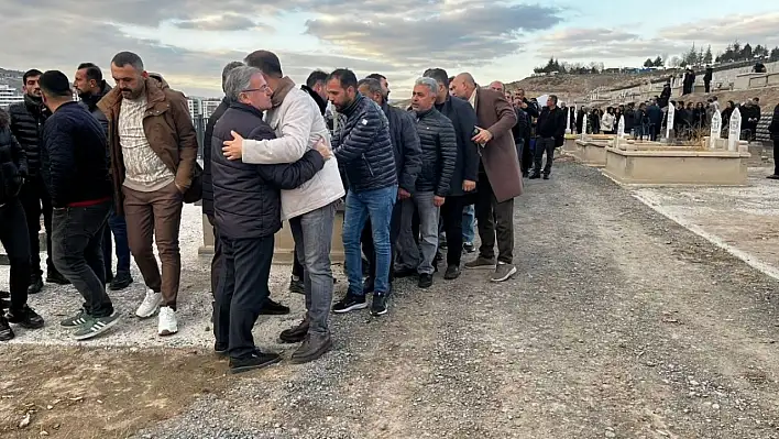 Kayseri'de başkanın yeğeni son yolculuğuna uğurlandı!