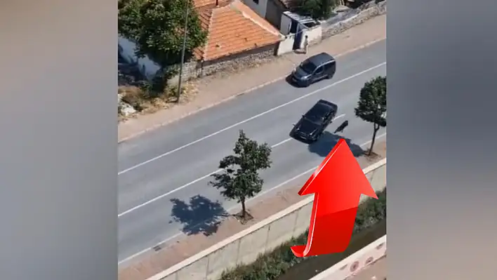 Kayseri'de bayram günü yürekleri ağızlara getiren görüntü!  Otomobille peşine düştüler