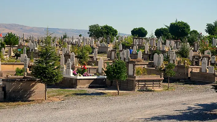 Kayseri'de bayramın ikinci günü vefat edenler
