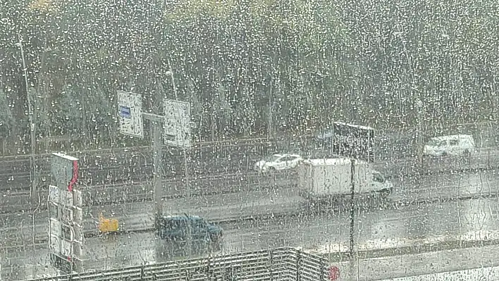 Kayseri'de beklenen yağış etkili oldu