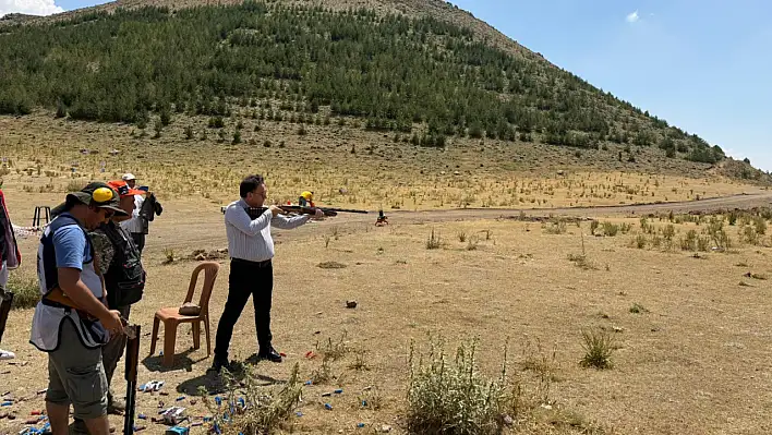 Kayseri'de Belediye Başkanı tüfekle ateş etti