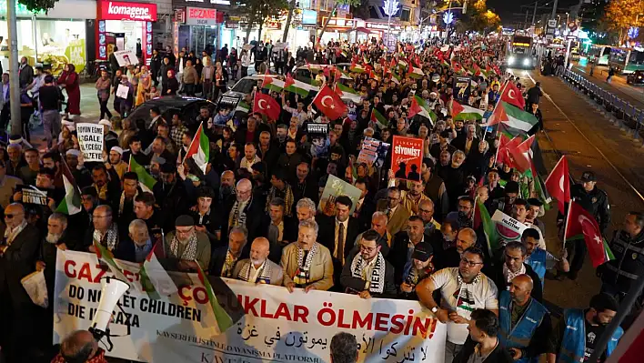 Kayseri'de binlerce vatandaş Filistin için yürüdü- İşte o anlar!