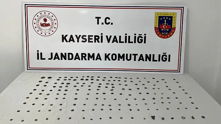 Kayseri'de bir araçtan tarih fışkırdı: Roma ve Bizans dönemine ait eserler ele geçirildi