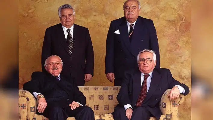 Kayseri'de bir tarih sona erdi! Ünlü isimlerin yer aldığı bu fotoğraftan geriye artık kimse kalmadı