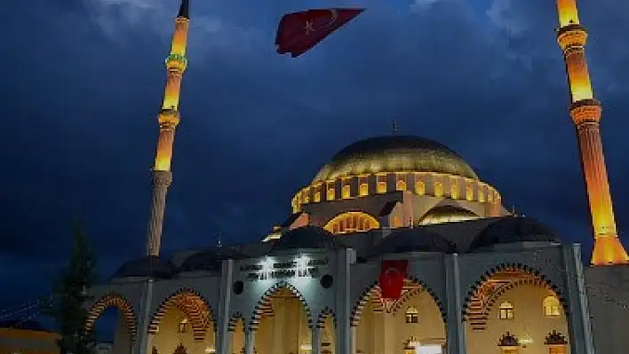 Kayseri'de bugün ezan vakitleri