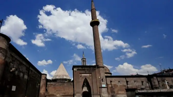 Kayseri'de bugün ezan vakitleri (5 Temmuz Cuma)