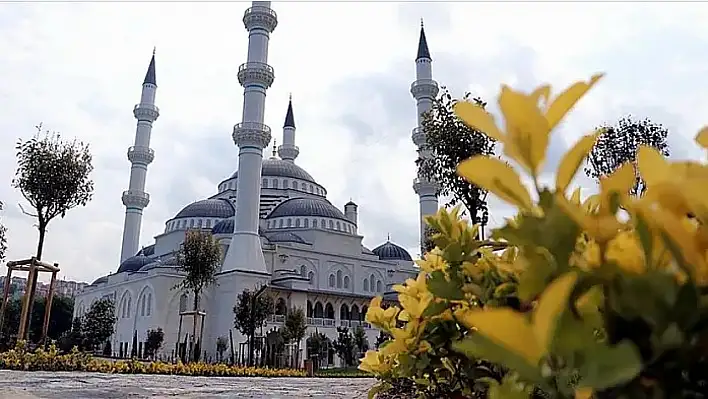 Kayseri'de bugün ezan vakitleri (22 Temmuz Pazartesi)