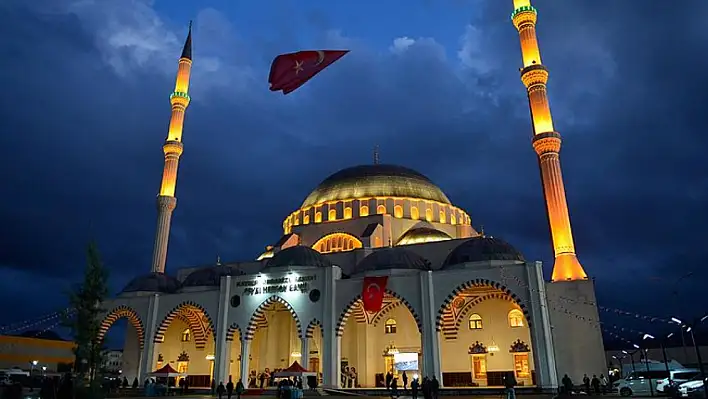 Kayseri'de bugün ezan vakitleri (31 Temmuz 2024)