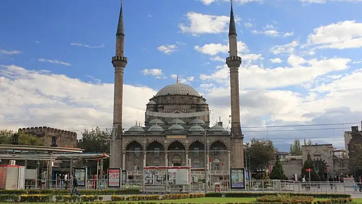 Kayseri'de bugün ezan vakitleri (02 Ocak Perşembe)