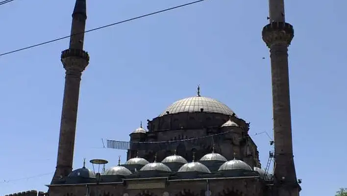 Kayseri'de bugün ezan vakitleri (08 Mayıs Perşembe)