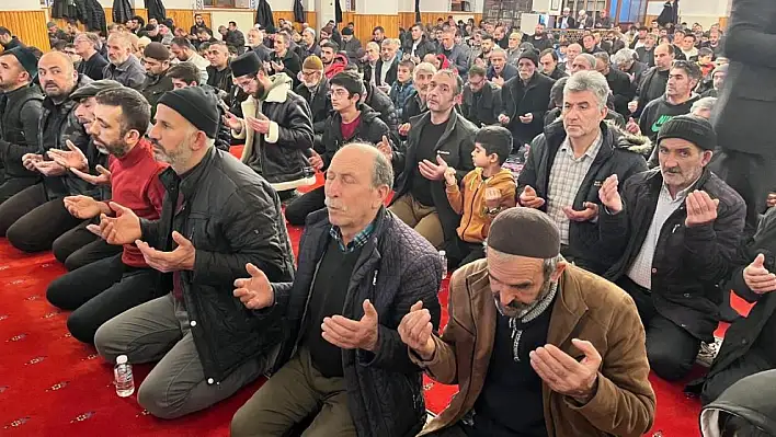 Kayseri'de bugün ezan vakitleri (05 Ağustos Salı)