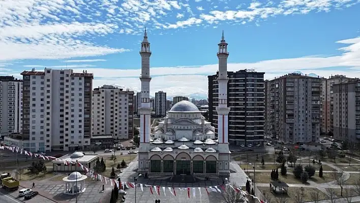 Kayseri'de bugün namaz vakitleri (18 Nisan Cuma)