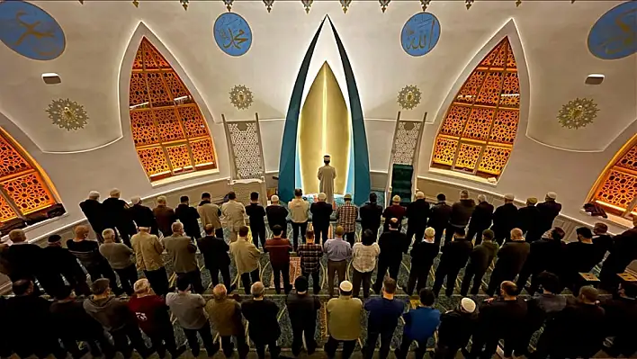 Kayseri'de bugün namaz vakitleri (14 Eylül Pazar)