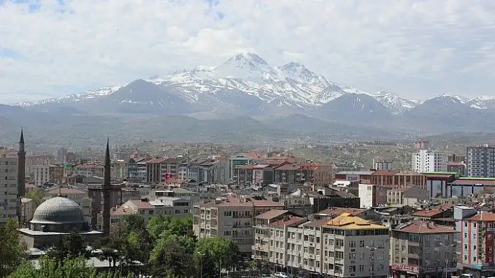 Kayseri'de çalışma izni verilen yabancı sayısı artıyor!