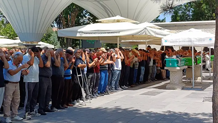 Kayseri'de cinayete kurban giden şahıs toprağa verildi