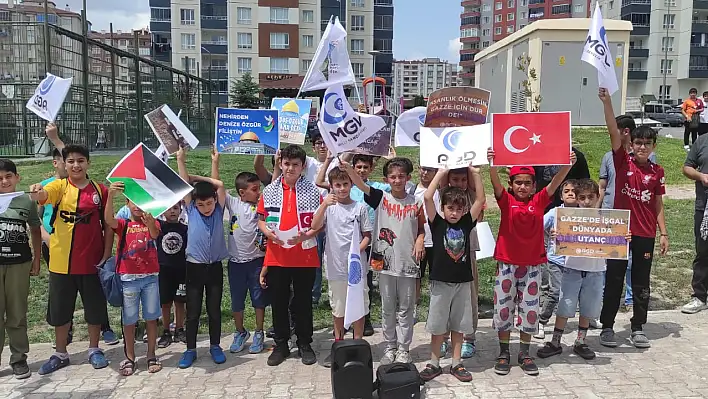 Kayseri'de çocuklar Gazze için ses yükseltti