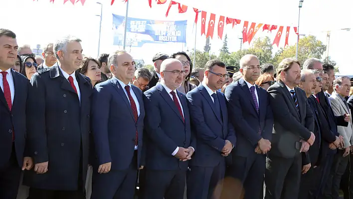 Kayseri'de coşkulu kutlamalar başladı