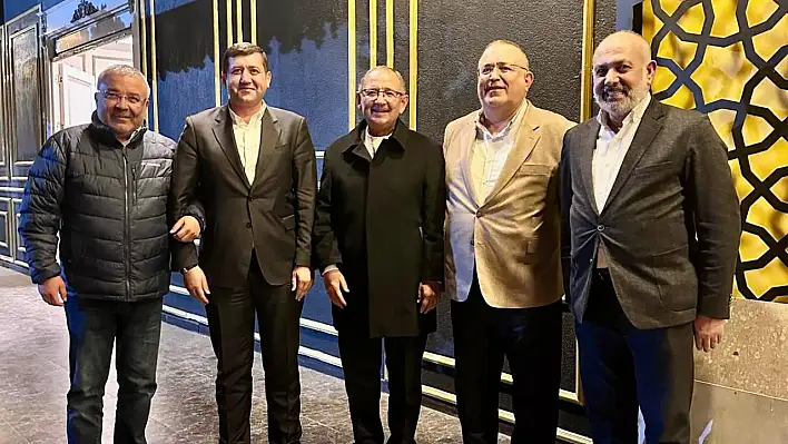 Kayseri'de dev isimlerin kritik buluşması! Şehrin geleceği masaya yatırıldı