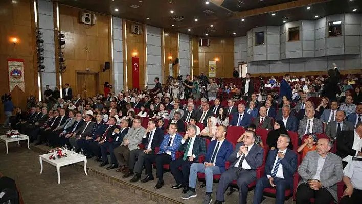 Kayseri'de diyabet hastası çocuklara iğnesiz şeker ölçüm cihazı!