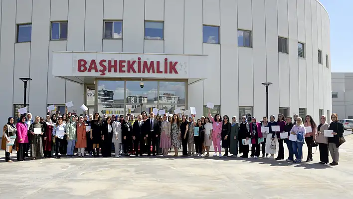Kayseri'de eğitim tamamladı, sertifikalar sahiplerini buldu