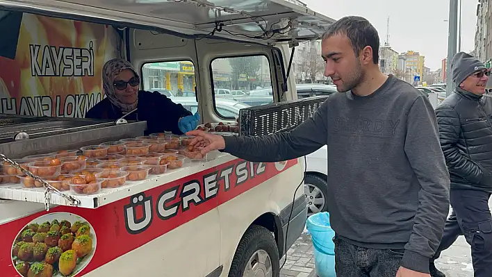 Kayseri'de eşinden ayrılan adam boşanmasını böyle kutladı